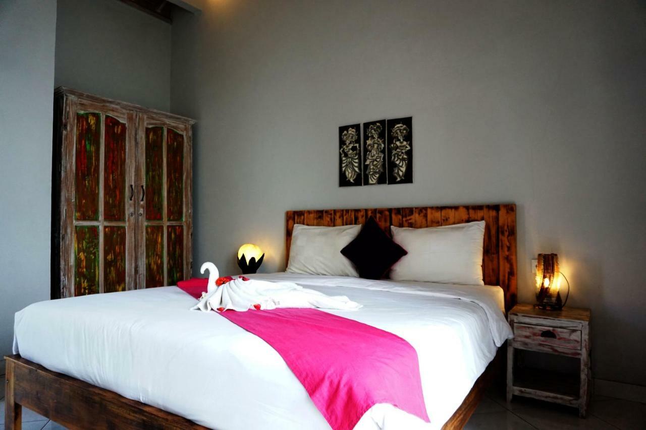 Louto Dmell Guesthouse Sanur Εξωτερικό φωτογραφία